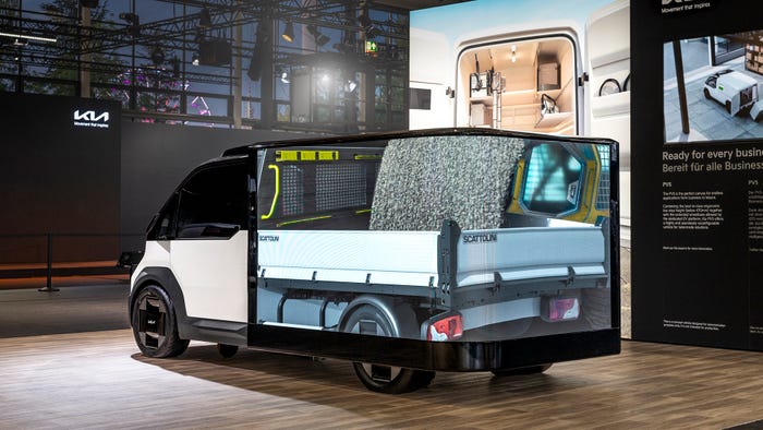 kia-pbv-pv5-anamorphic-screen-iaa-24-static-digital-1920x1080-004.jpg